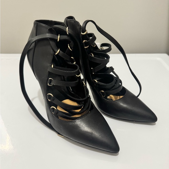 ✨HOST PICK✨ - Black heels with straps for sale! - Picture 1 of 3